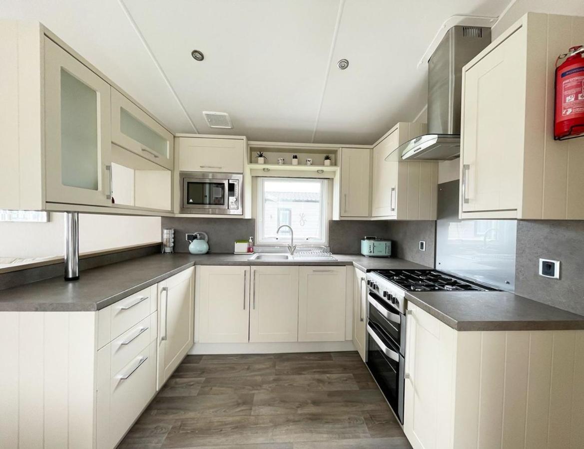 Вилла 11 Porth Valley Retreat Ньюки Экстерьер фото
