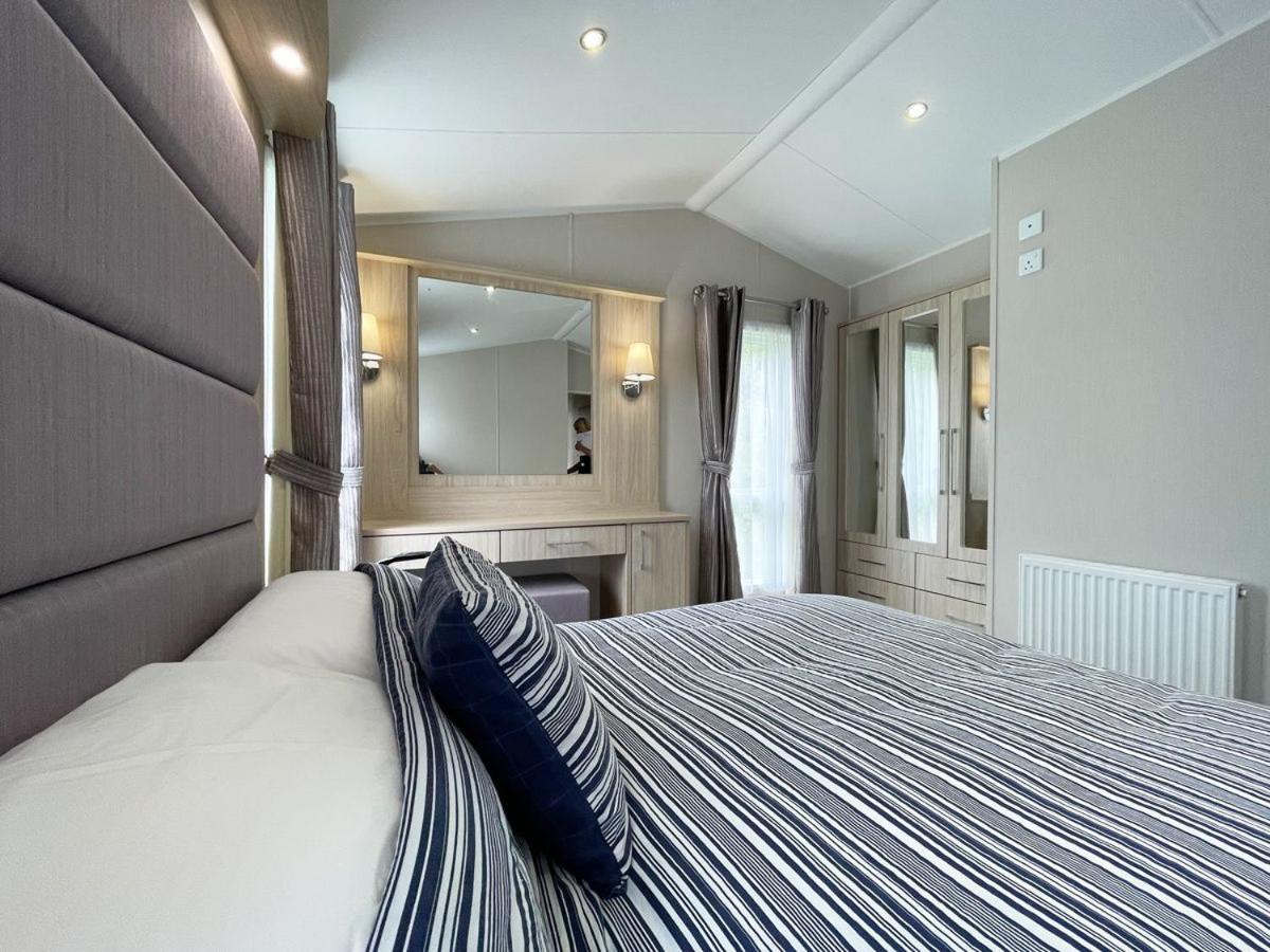Вилла 11 Porth Valley Retreat Ньюки Экстерьер фото